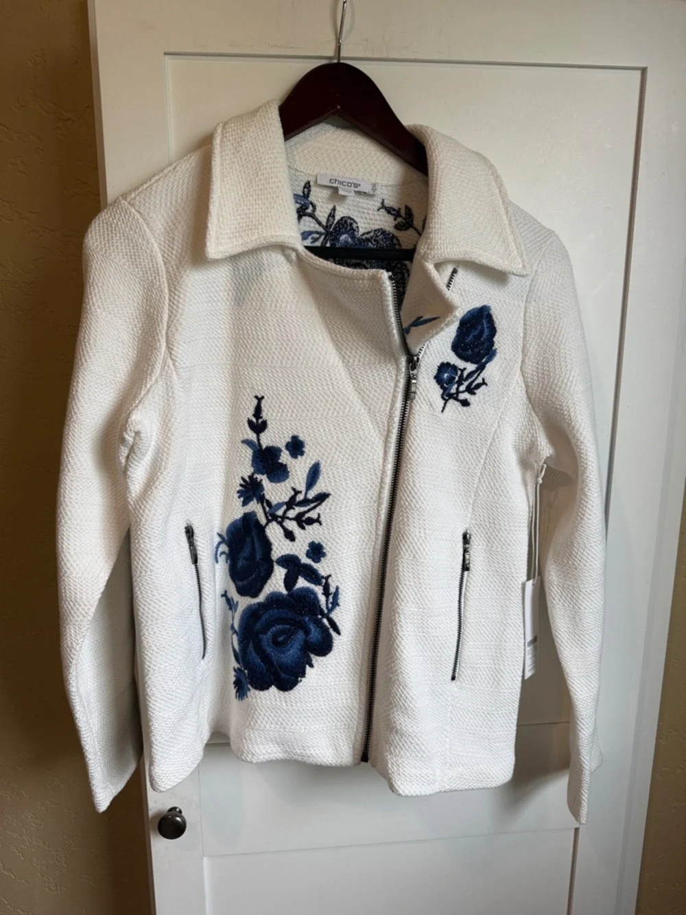 Nwt $169 Chicos Embroidered Cardigan Sweater Moto Jacket 0 2 - Picture 1 of 3